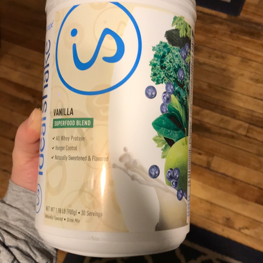 1 container of unopened VANILLA IdealShake